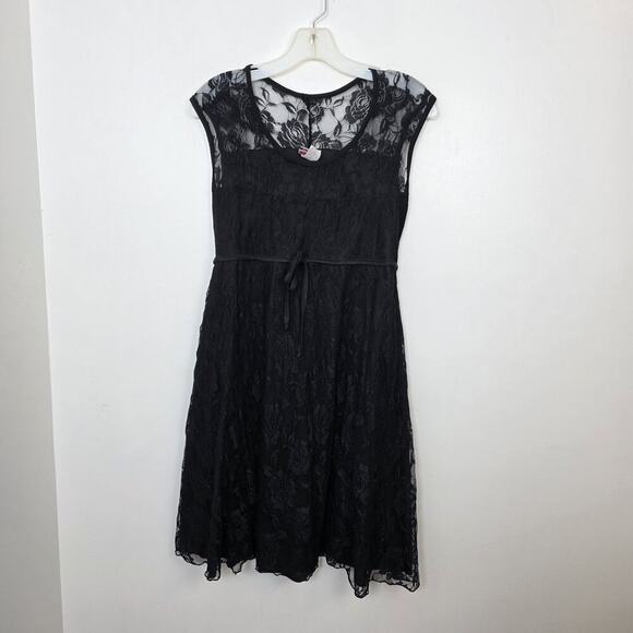 Q.T. Fashion Black Lace Overlay Floral Gothic Dark Romantic Mini Dress Size M - Picture 1 of 6
